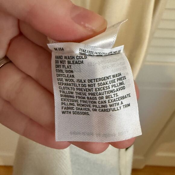 Marimekko x Uniqlo Black and White Color Block Sweater Dress - Picture 6 of 7